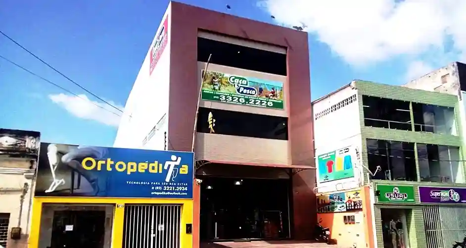 Fachada da loja Caça e Pesca no Centro de Maceió